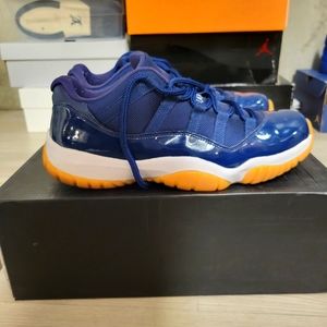 AIR JORDAN 11 RETRO LOW 'NAVY GUM'